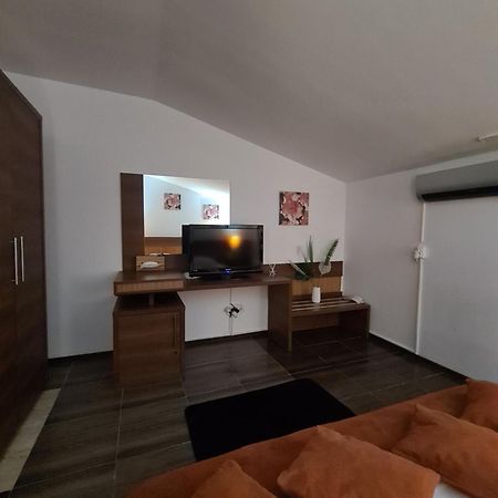 Garsoniera Privata Bed and Breakfast Βουκουρέστι Εξωτερικό φωτογραφία