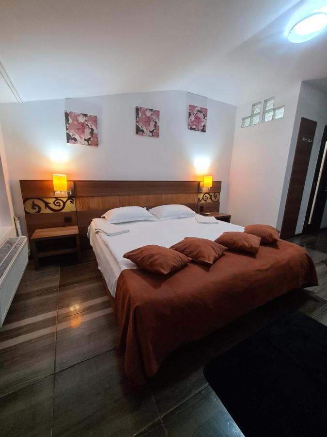 Garsoniera Privata Bed and Breakfast Βουκουρέστι Εξωτερικό φωτογραφία