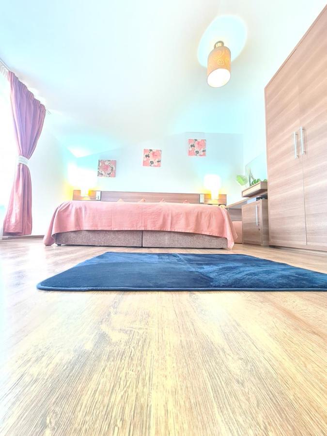 Garsoniera Privata Bed and Breakfast Βουκουρέστι Εξωτερικό φωτογραφία